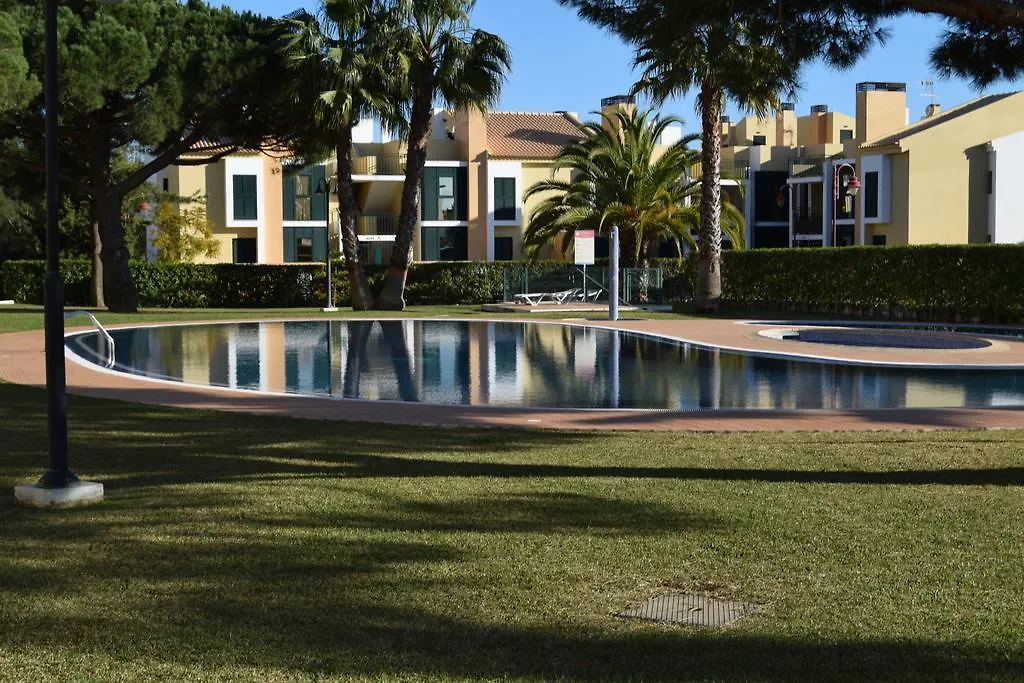 Apartamento Mourastar T2 Vilamoura 0*,  Portugal